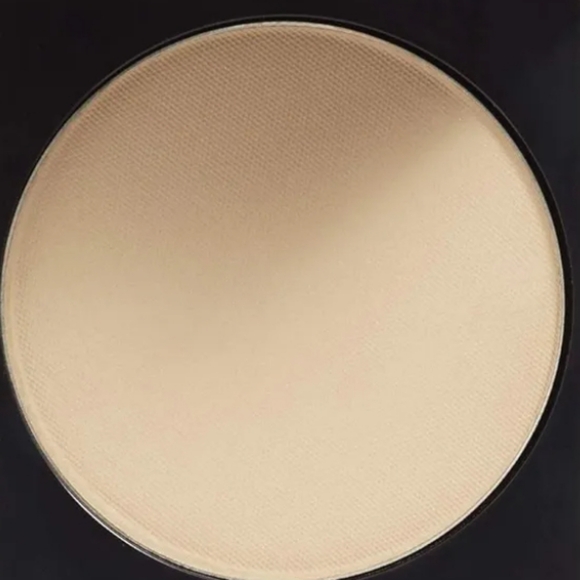 Powder Foundation - Picture 5 of 5